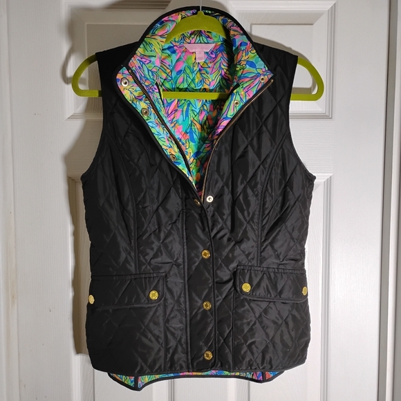 Lilly Pulitzer Jackets & Blazers - Lilly Pulitzer Quilted Vest XS